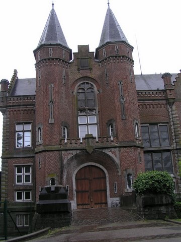 château de Bourgogne Estaimbourg, Belgique, exposition, claude calonne,
